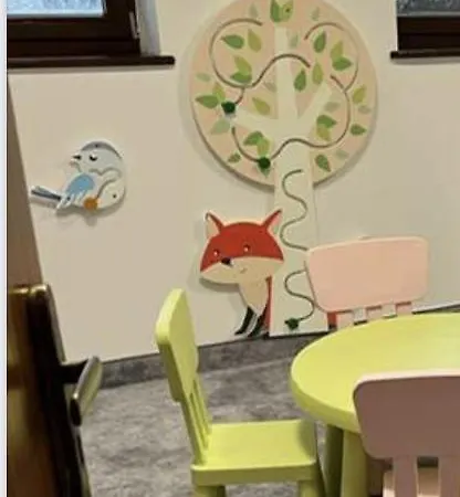 Zolty Apartment