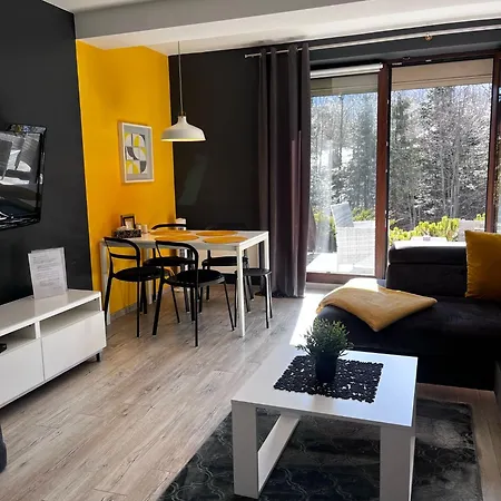 Apartment Zolty *